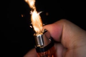 Kelebihan dan Kekurangan Korek Api Gas